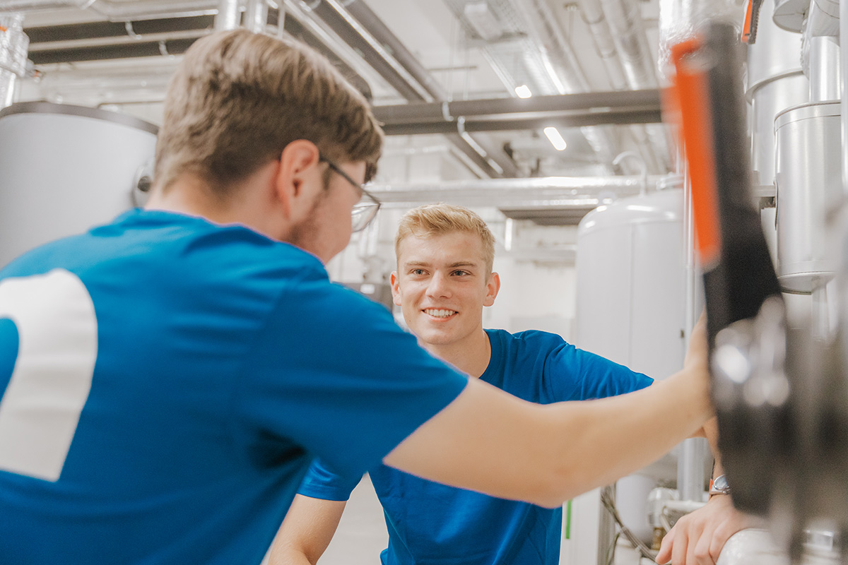 Wir suchen Teamplayer, denn viele Aufgaben können nur gemeinsam gelöst werden.